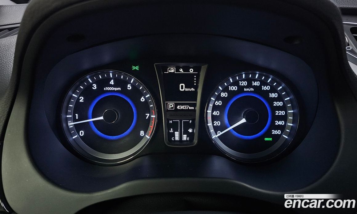 Hyundai Grandeur (HG) фото 8
