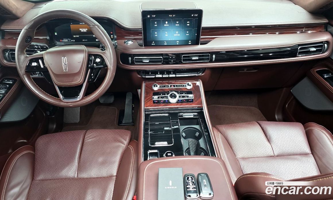 Lincoln Aviator 2nd Gen фото 7