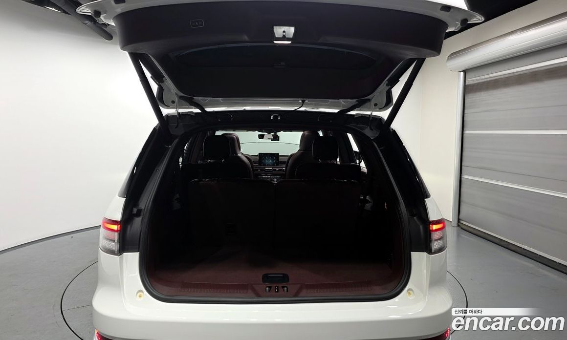 Lincoln Aviator 2nd Gen фото 20