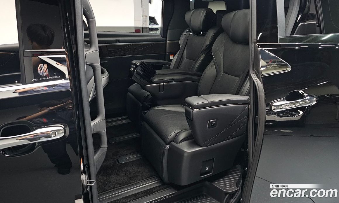 Toyota Alphard 4th Gen фото 10