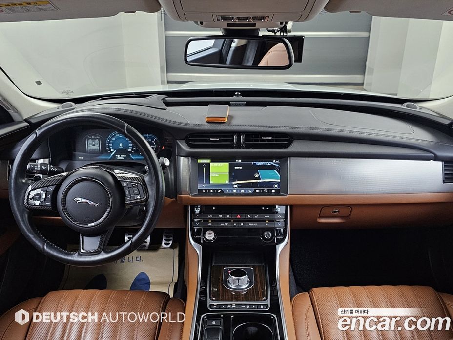 Jaguar XF (X260) фото 8