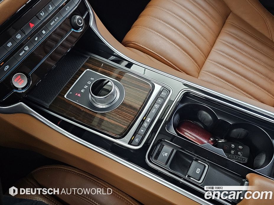 Jaguar XF (X260) фото 13