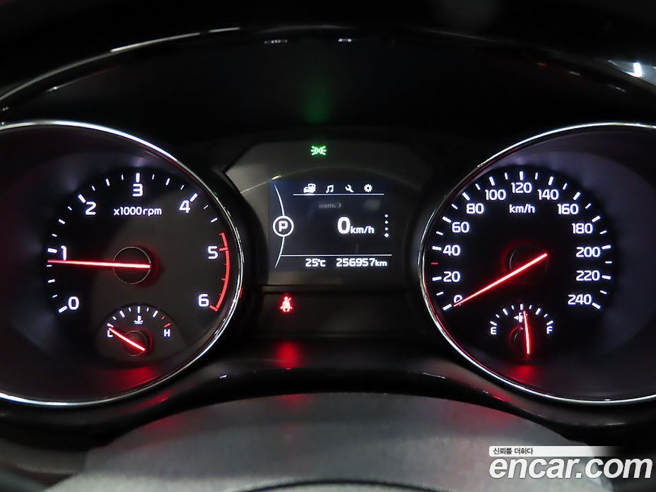 Kia Carnival 3rd Gen фото 8