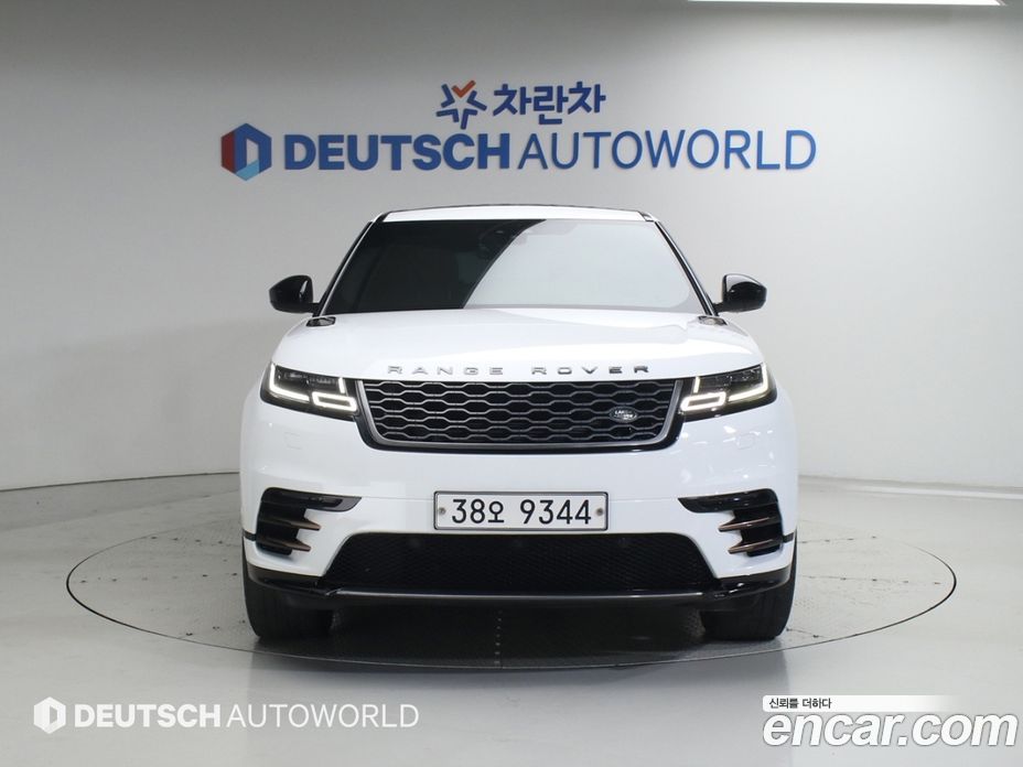 Land Rover Range Rover Velar фото 3