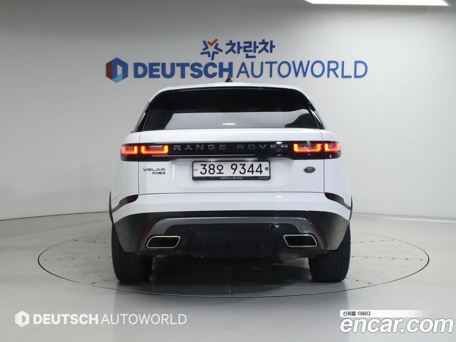 Land Rover Range Rover Velar фото 4