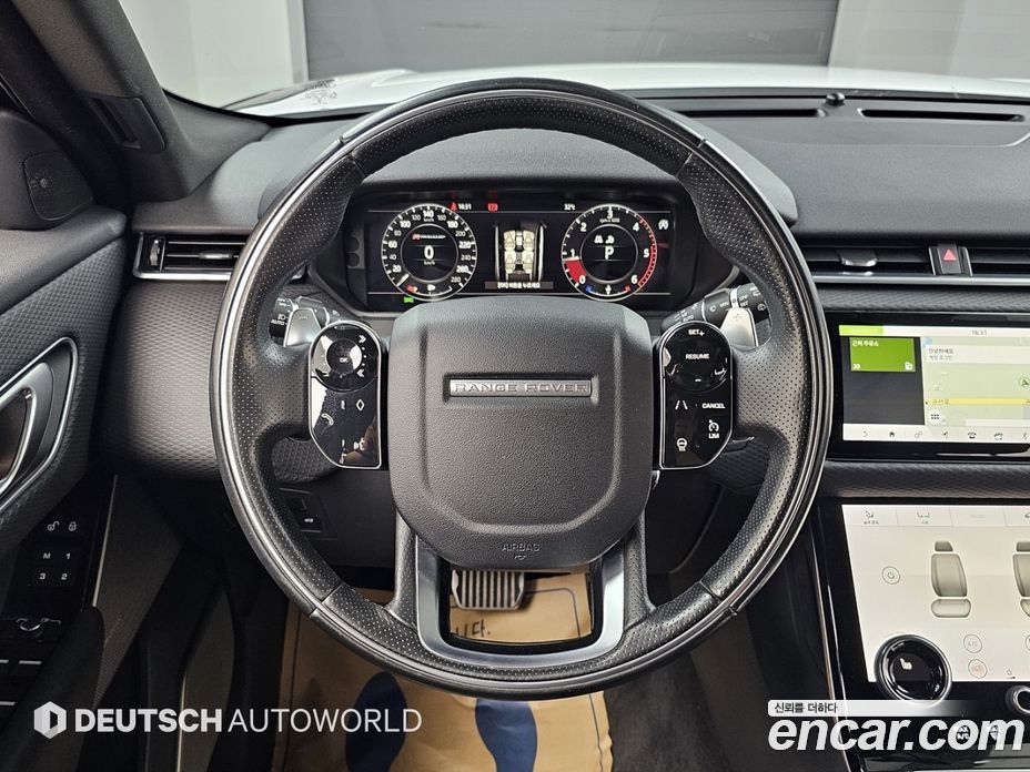 Land Rover Range Rover Velar фото 13