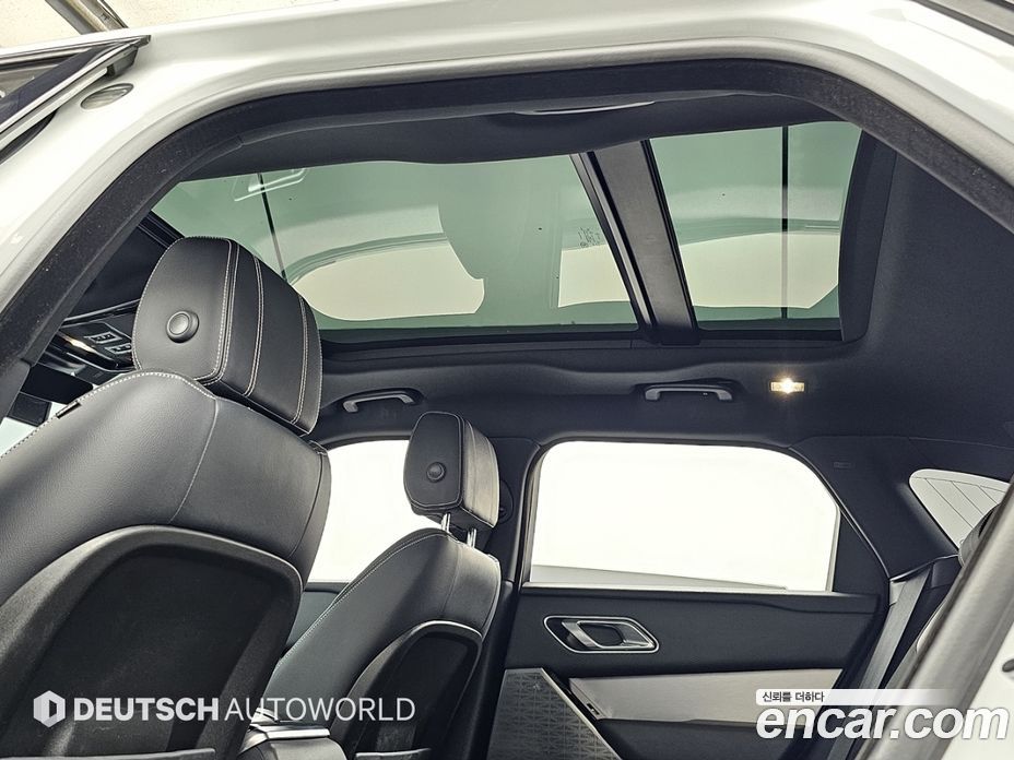 Land Rover Range Rover Velar фото 18