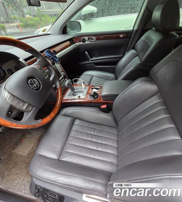 Volkswagen Phaeton фото 3