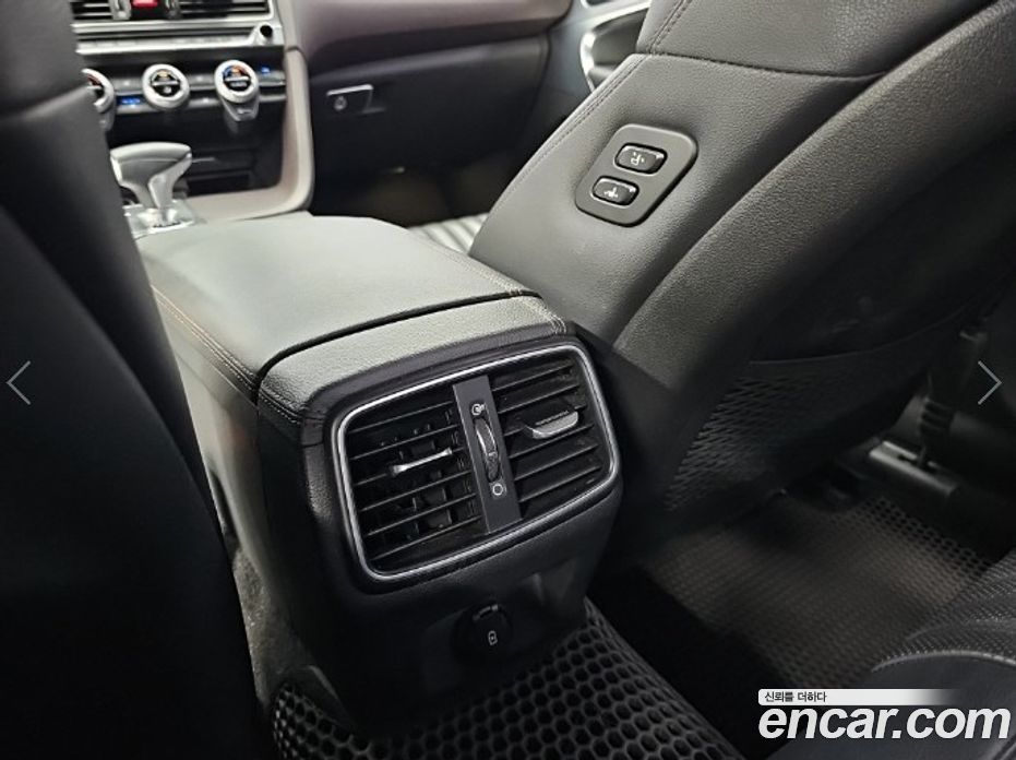 Genesis G70 фото 13