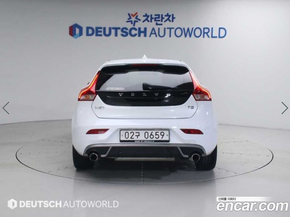 Volvo V40 фото 4