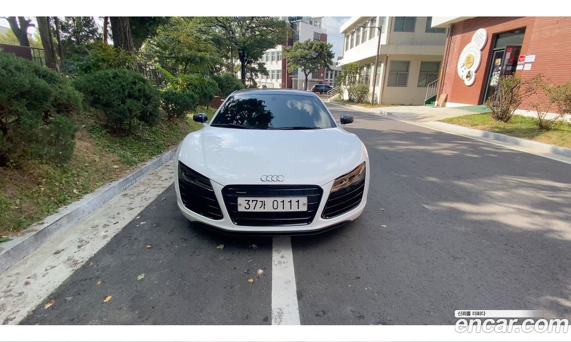 Audi R8 фото 5