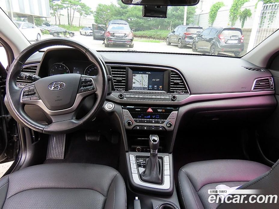 Hyundai Avante (AD) 6th Gen фото 7