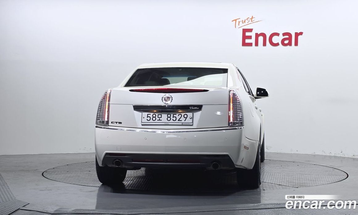 Cadillac CTS 2nd Gen фото 4