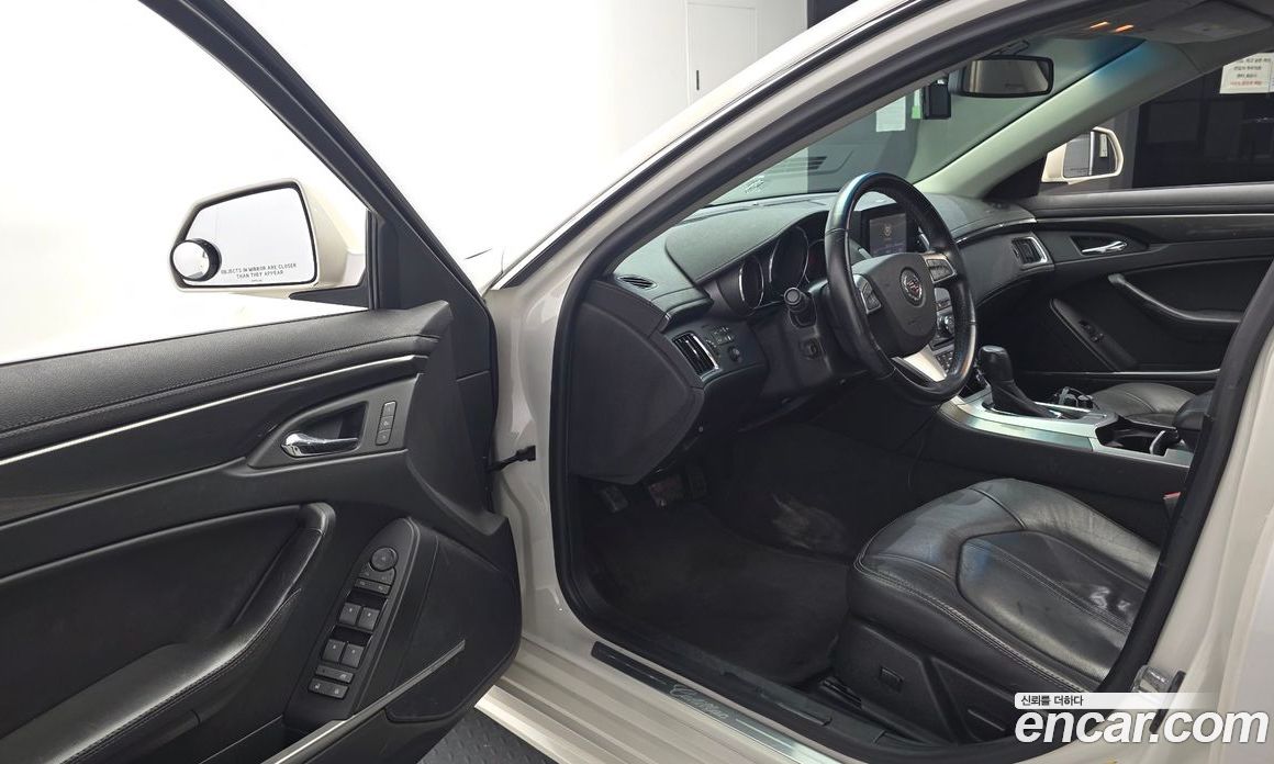 Cadillac CTS 2nd Gen фото 10