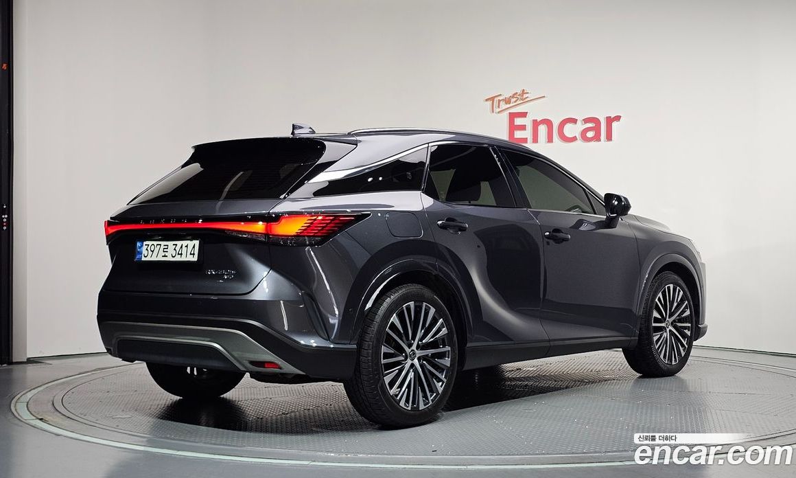 Lexus RX450h+ 5th Gen фото 2