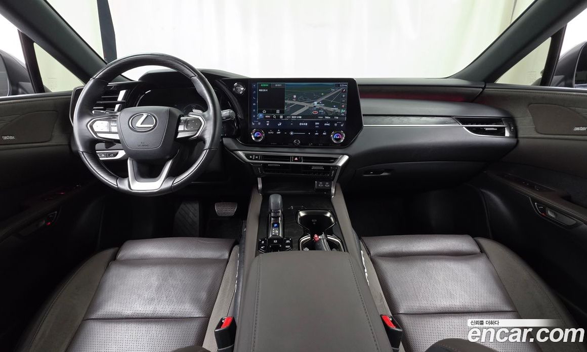 Lexus RX450h+ 5th Gen фото 7