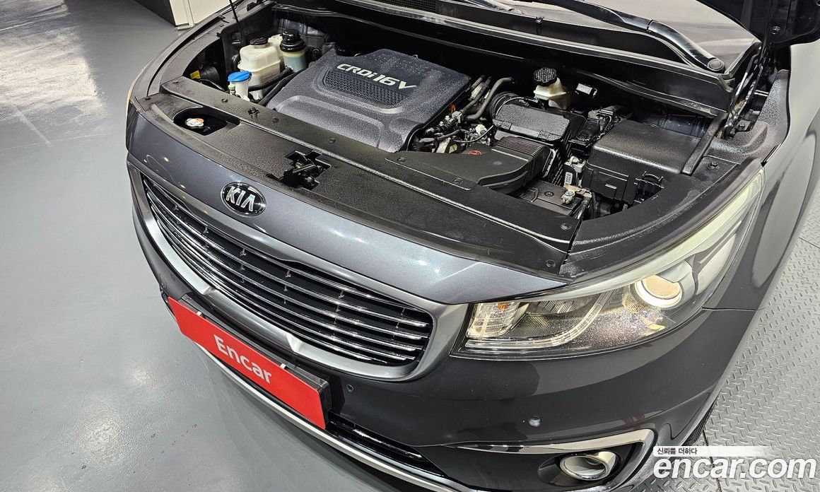 Kia Carnival 3rd Gen фото 6