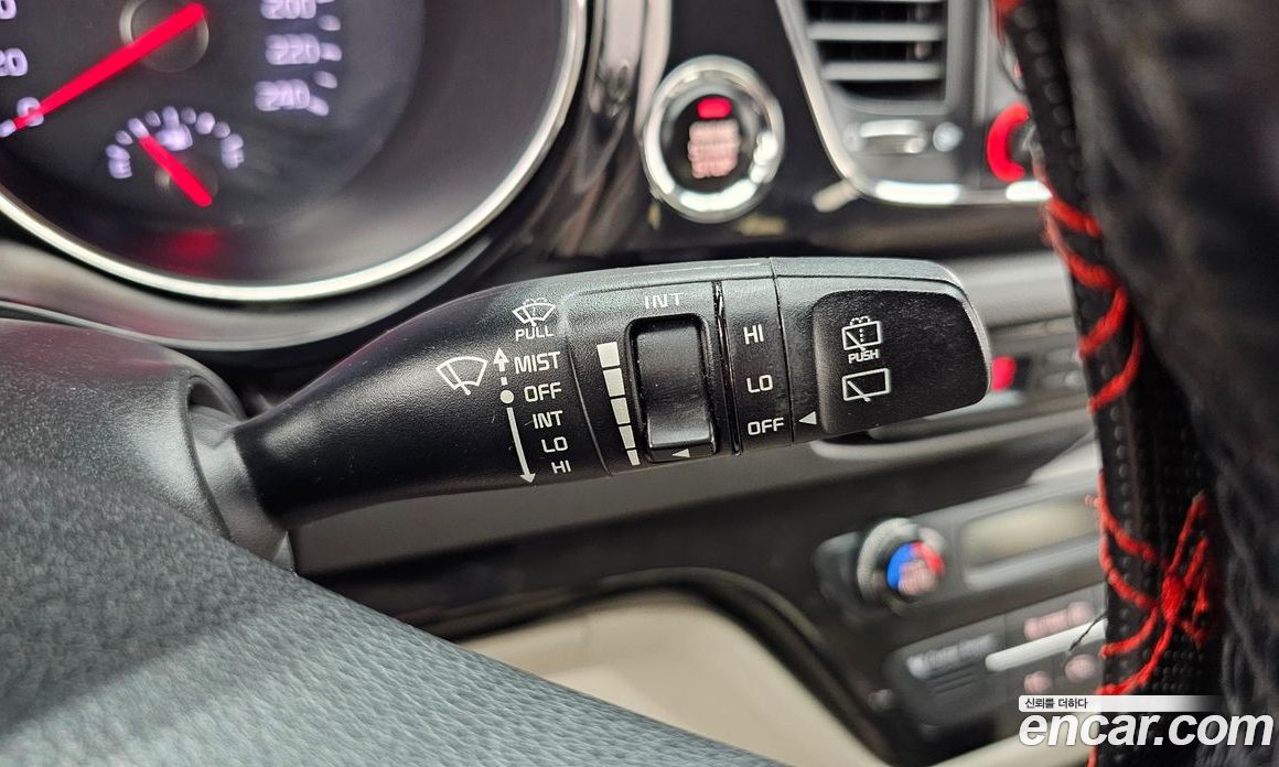 Kia Carnival 3rd Gen фото 19