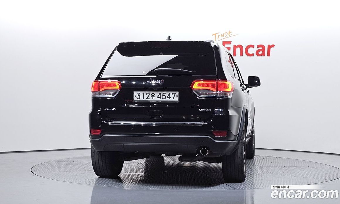 Jeep Grand Cherokee (WK) фото 4
