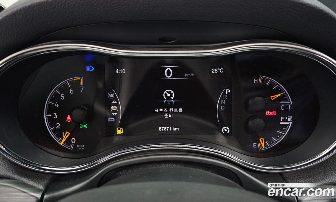 Jeep Grand Cherokee (WK) фото 8