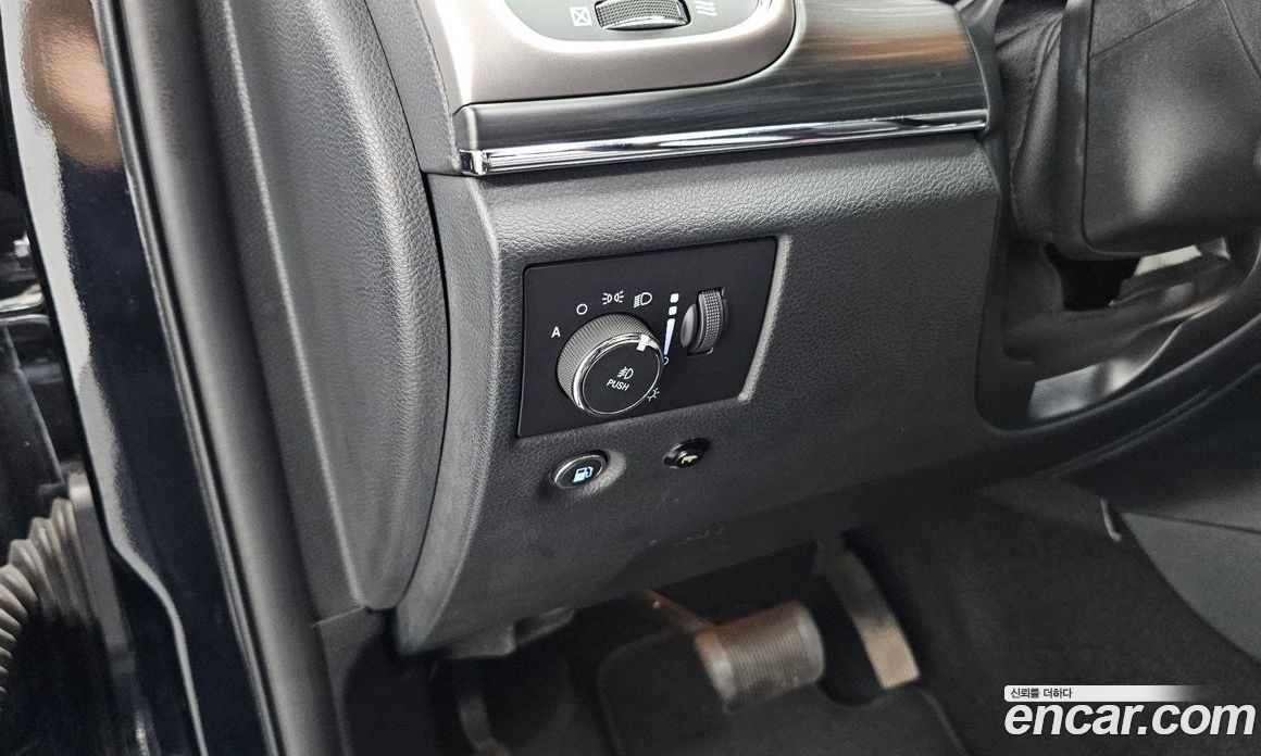 Jeep Grand Cherokee (WK) фото 27