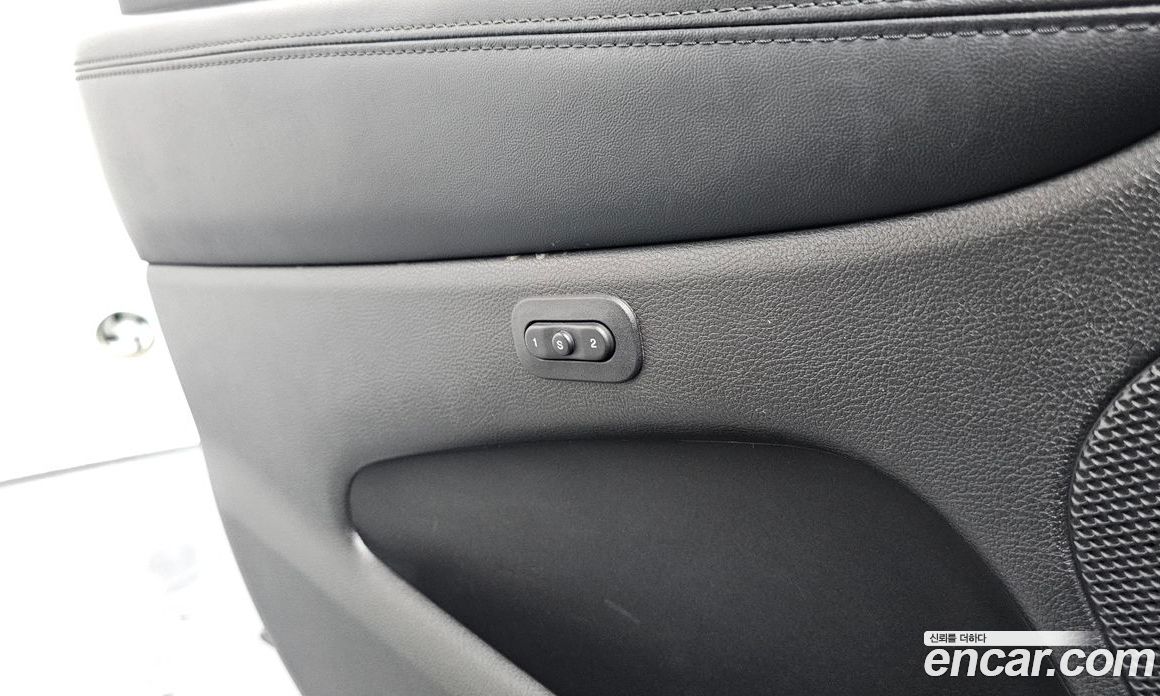 Jeep Grand Cherokee (WK) фото 29