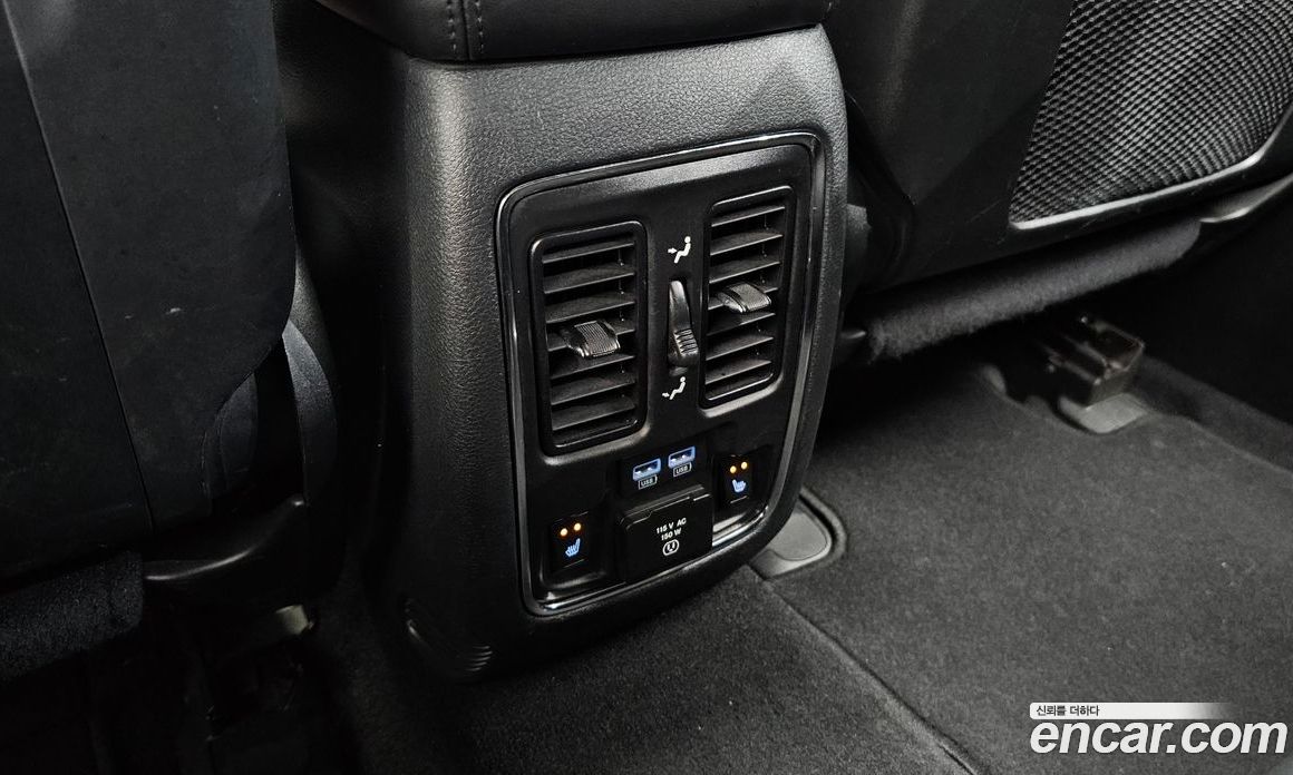 Jeep Grand Cherokee (WK) фото 30
