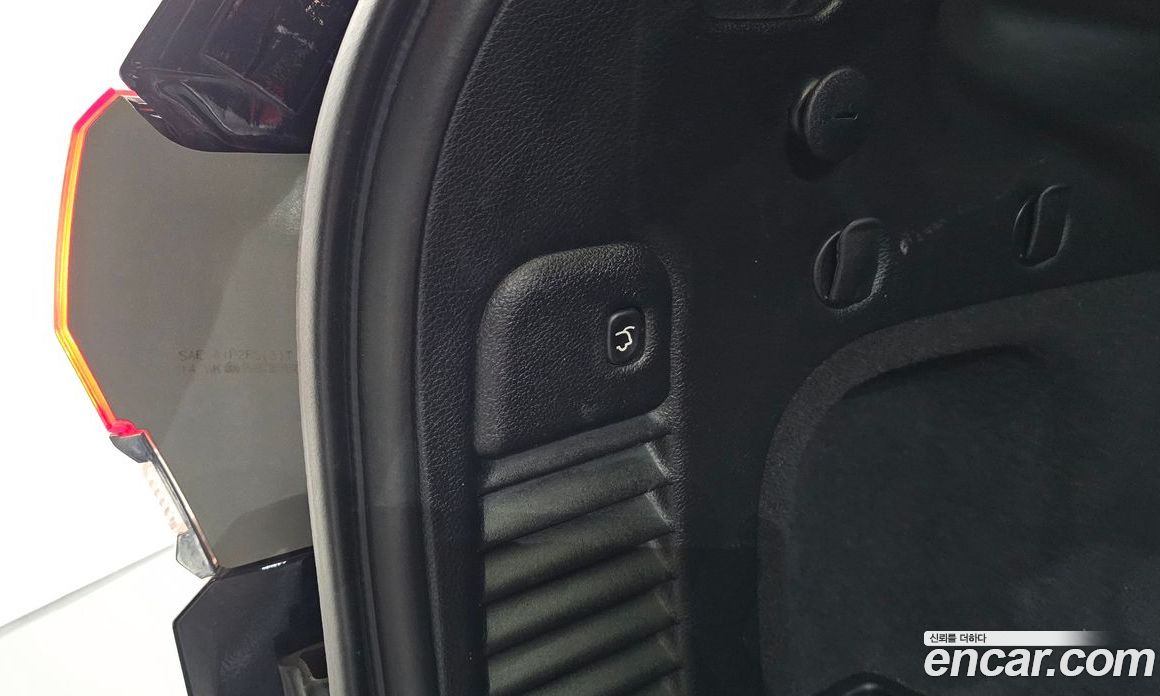 Jeep Grand Cherokee (WK) фото 32