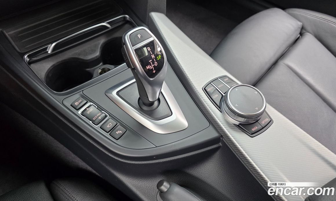 BMW 4-Series (F32) фото 9