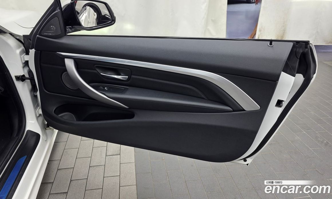 BMW 4-Series (F32) фото 25