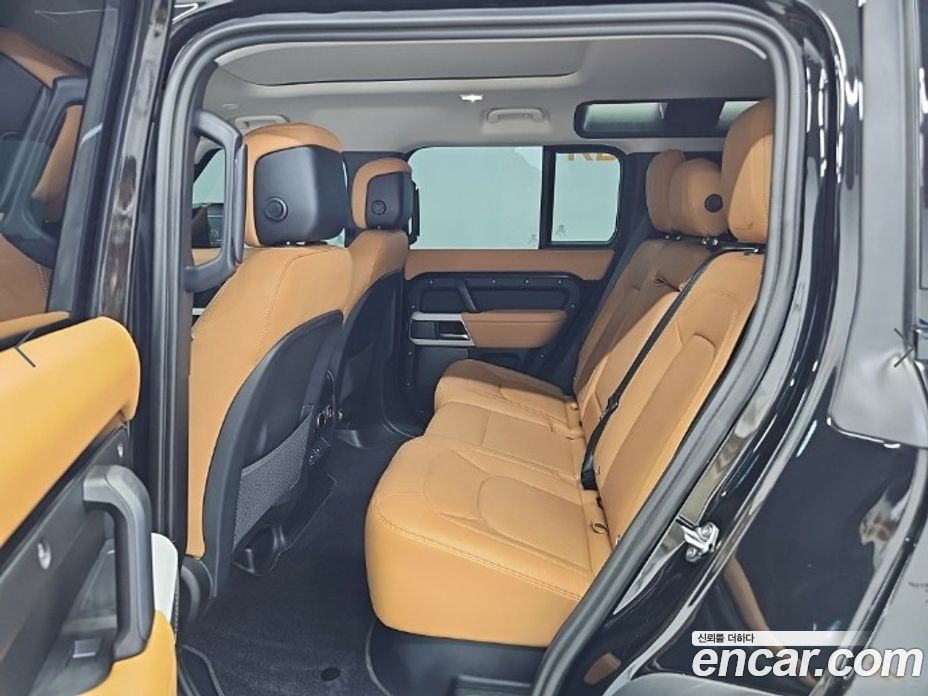 Land Rover Defender (L663) фото 12