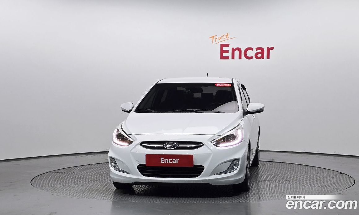 Hyundai Accent (New Type) фото 2