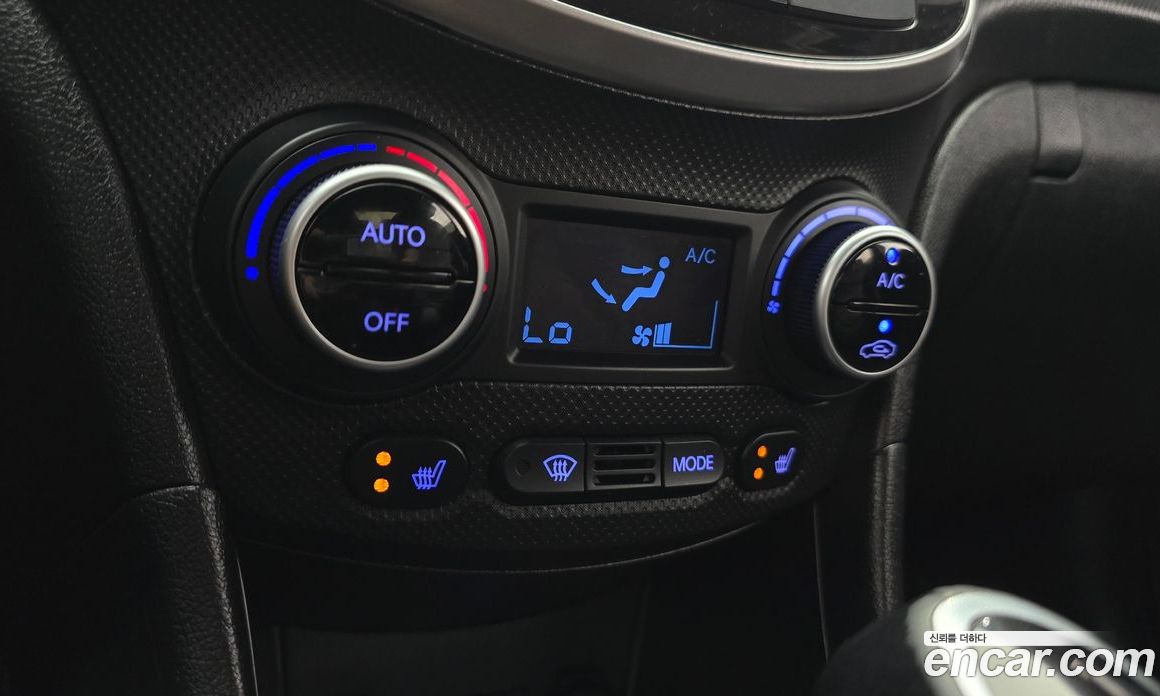 Hyundai Accent (New Type) фото 16