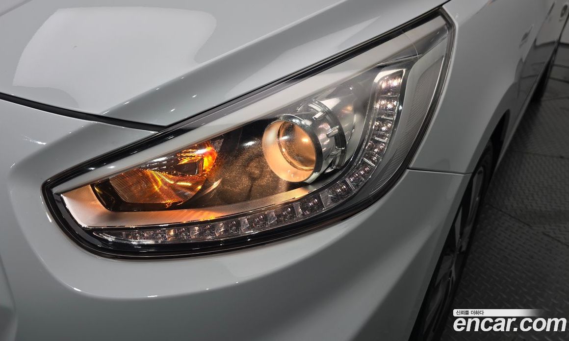 Hyundai Accent (New Type) фото 22