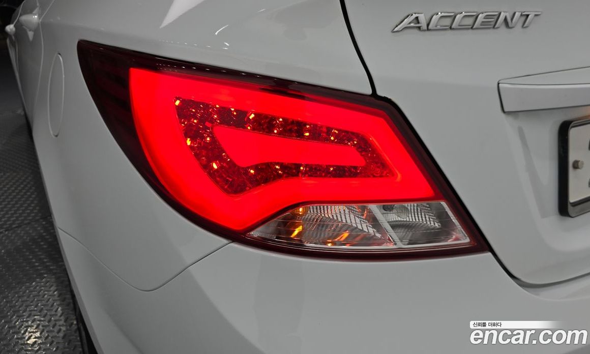 Hyundai Accent (New Type) фото 23