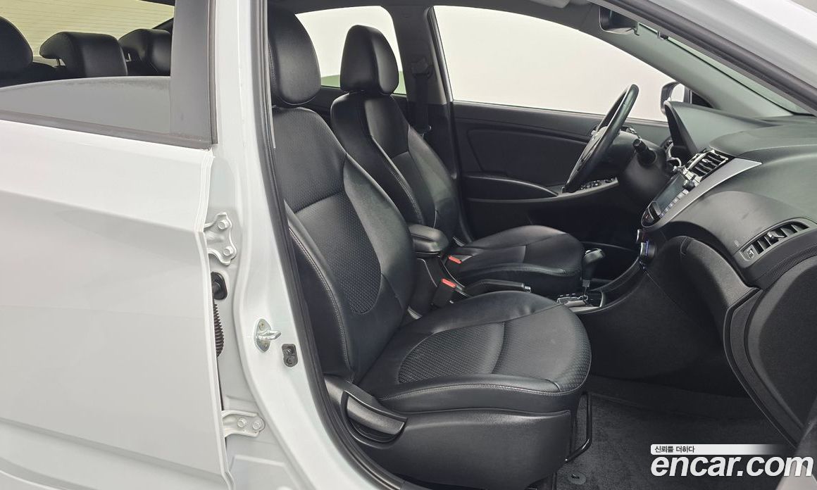 Hyundai Accent (New Type) фото 26