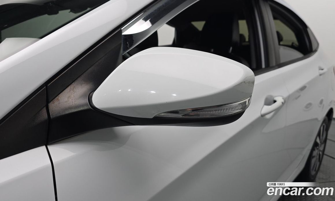 Hyundai Accent (New Type) фото 30