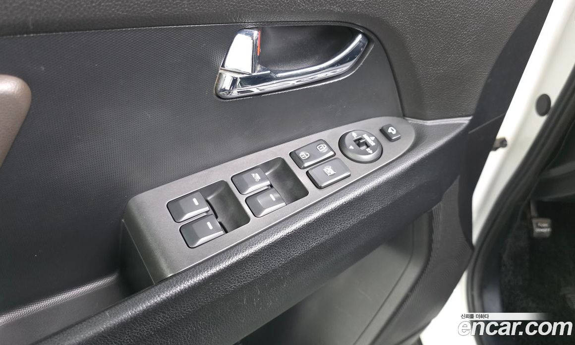 Kia Sportage 3rd Gen Restyling фото 29