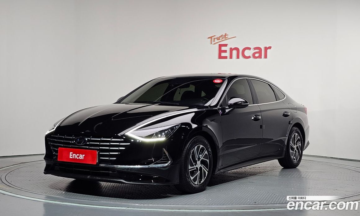 Hyundai Sonata Hybrid (DN8) з Кореї