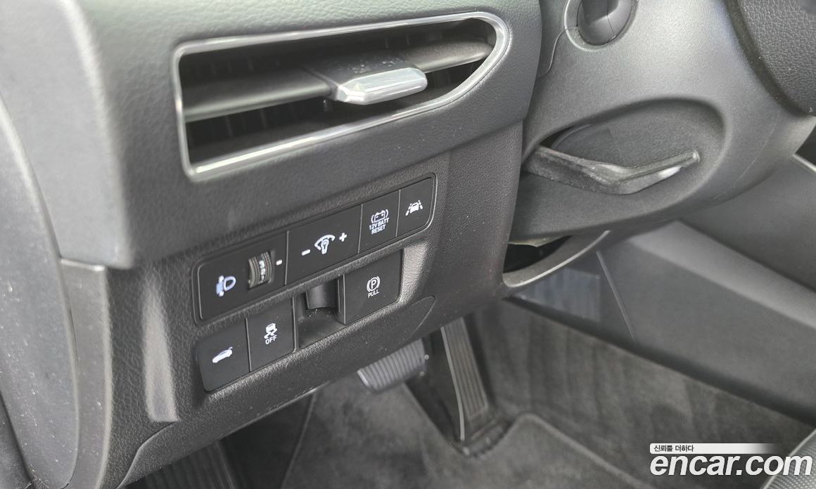 Hyundai Sonata Hybrid (DN8) фото 18