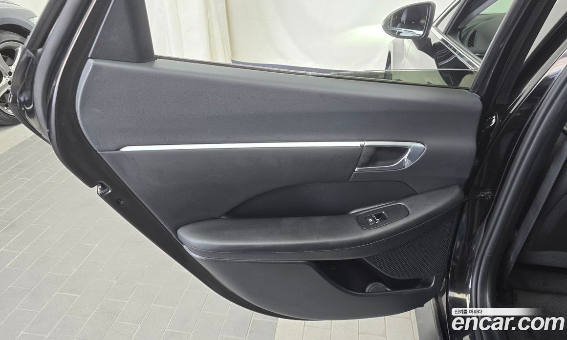 Hyundai Sonata Hybrid (DN8) фото 25