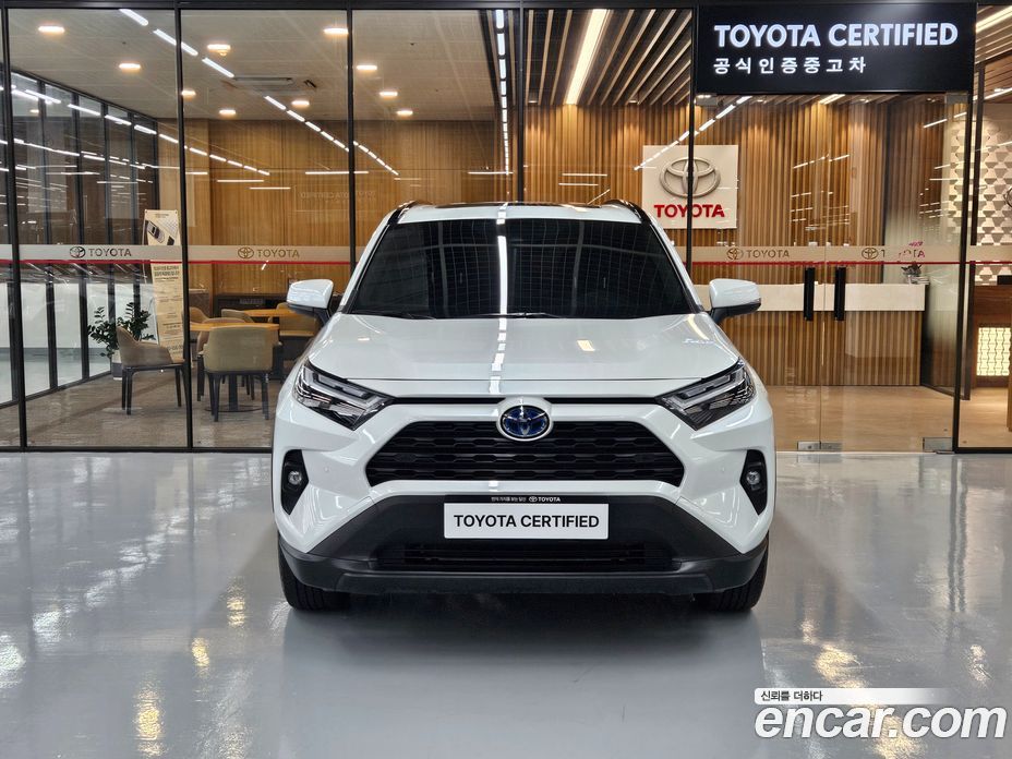 Toyota RAV4 5th Gen фото 3