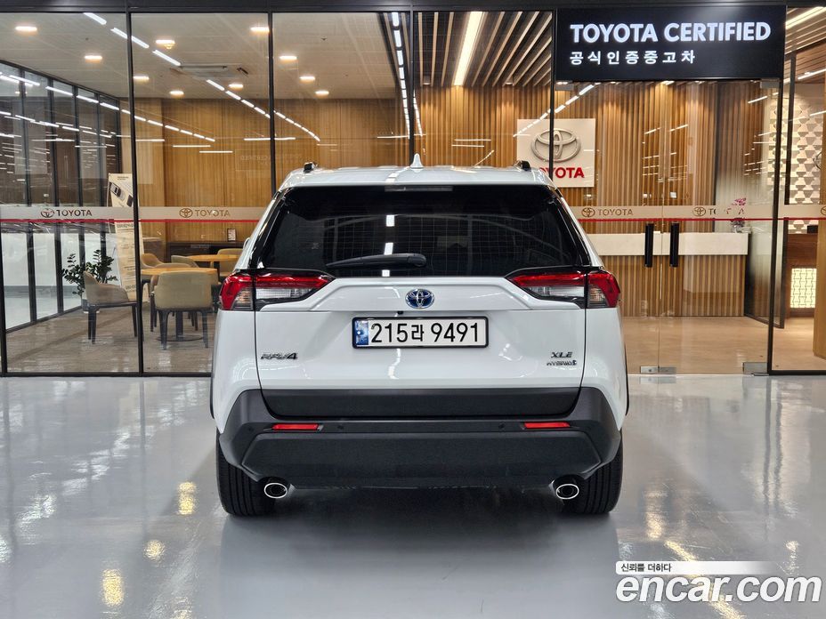 Toyota RAV4 5th Gen фото 4