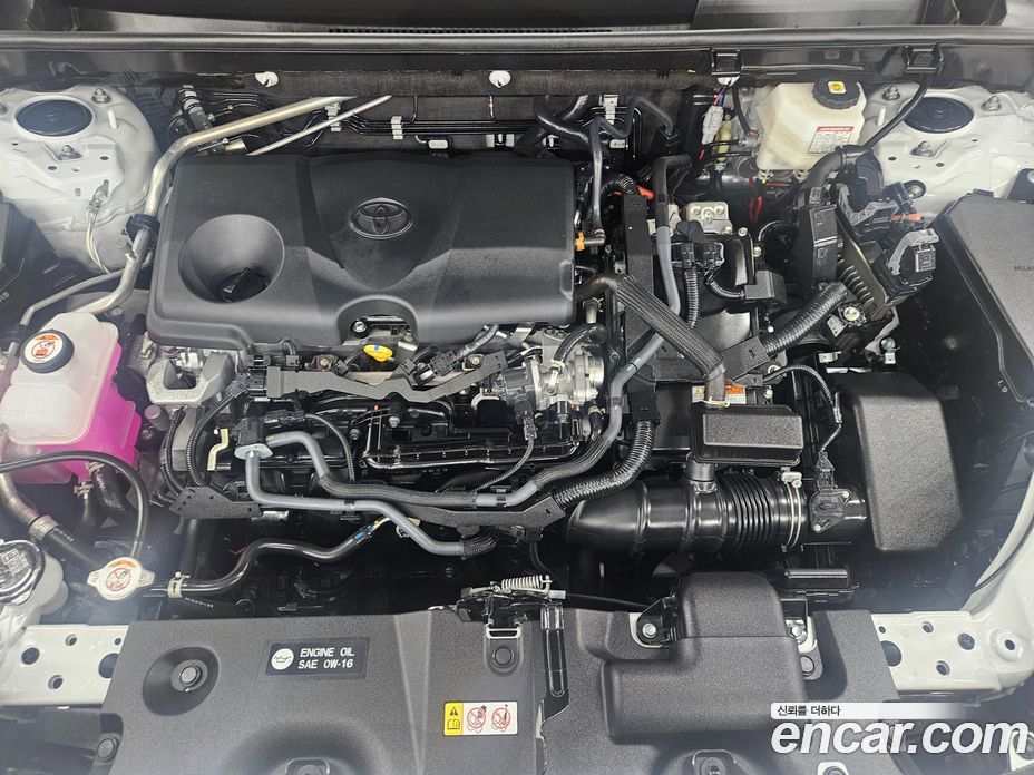 Toyota RAV4 5th Gen фото 17