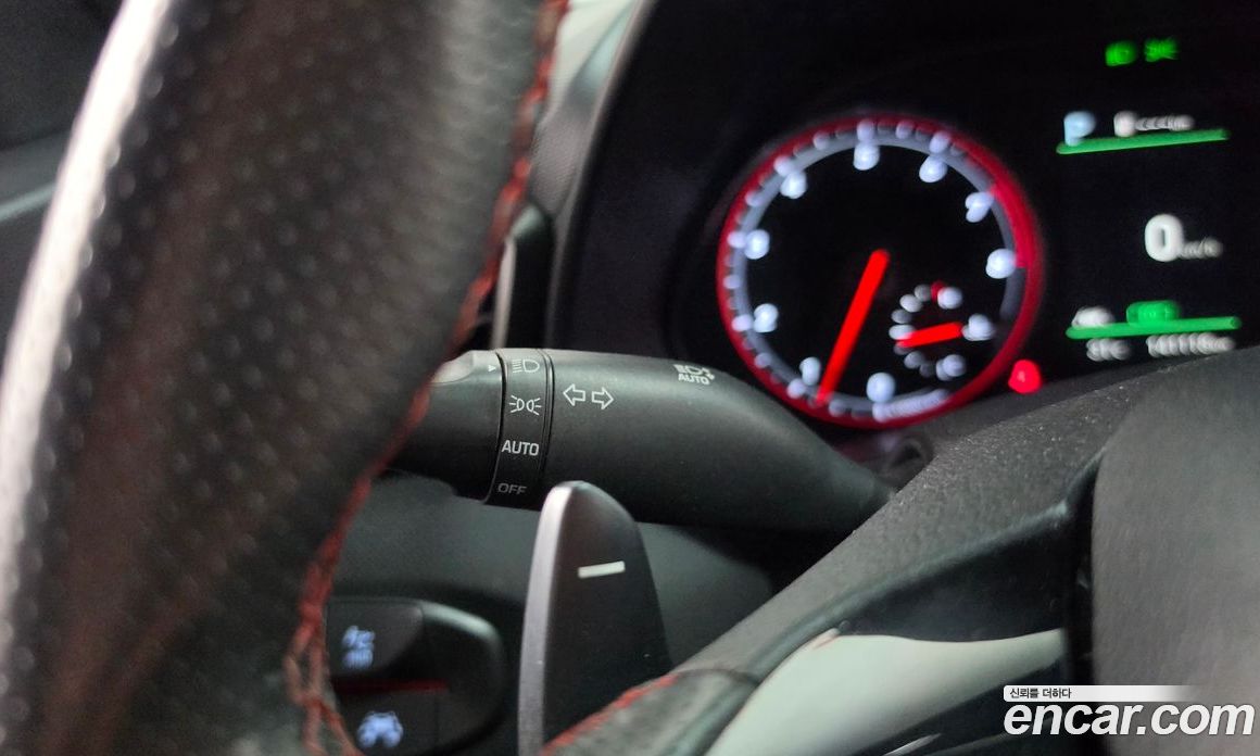 Hyundai Veloster (JS) фото 18