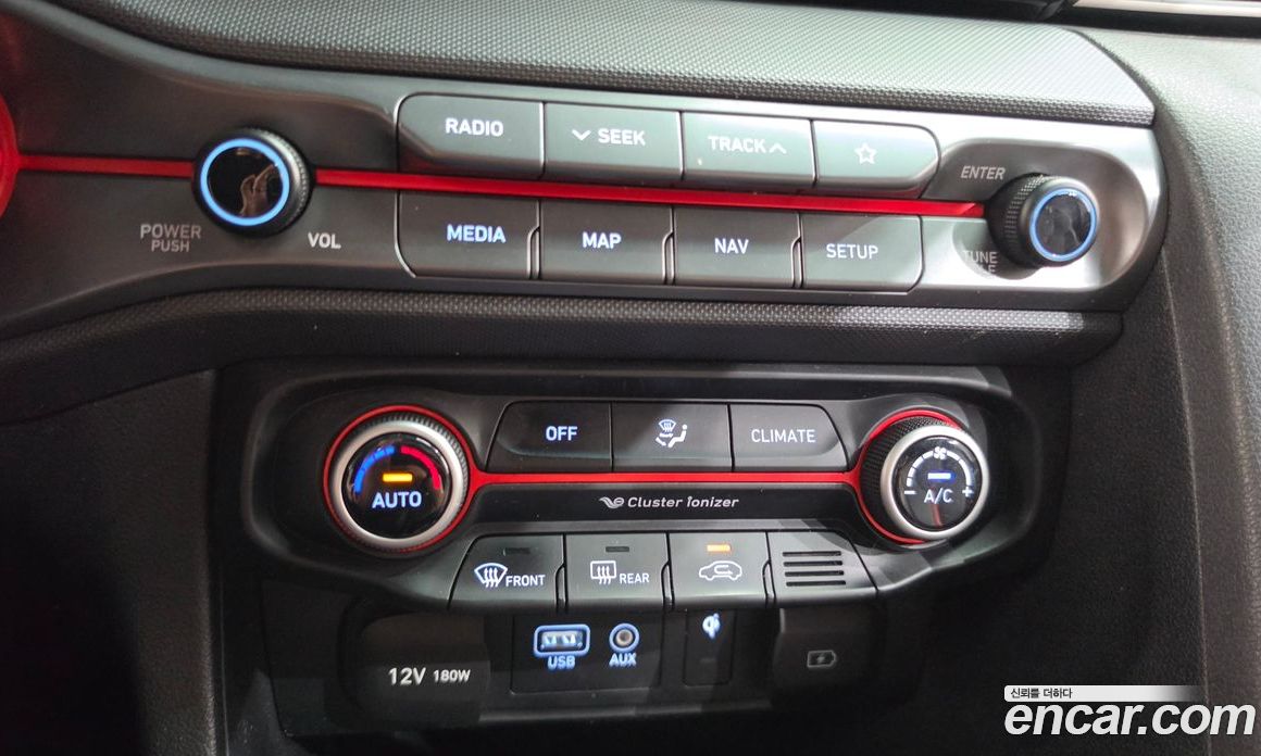 Hyundai Veloster (JS) фото 32