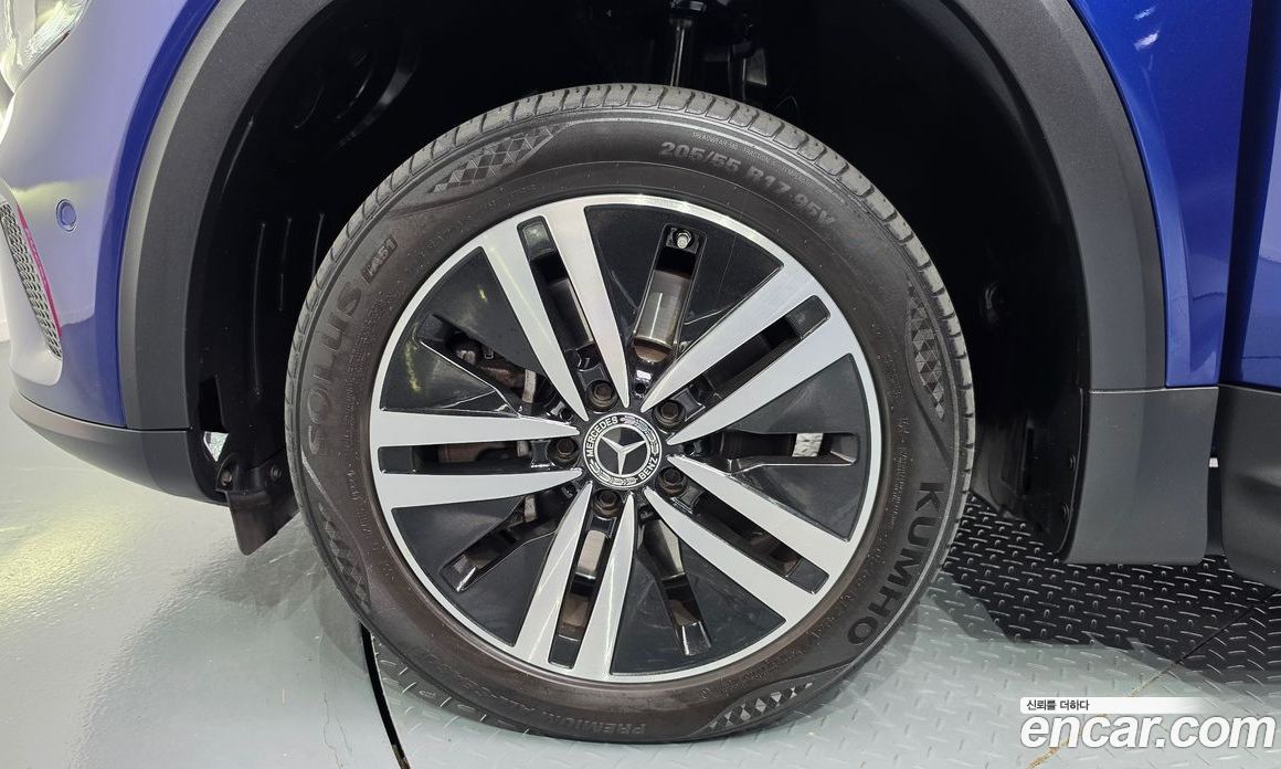 Mercedes-Benz GLB-Class X247 фото 5