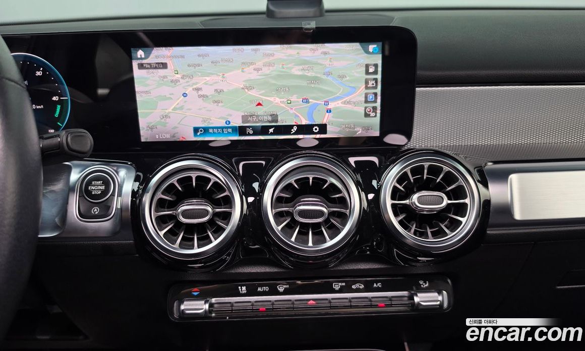 Mercedes-Benz GLB-Class X247 фото 12