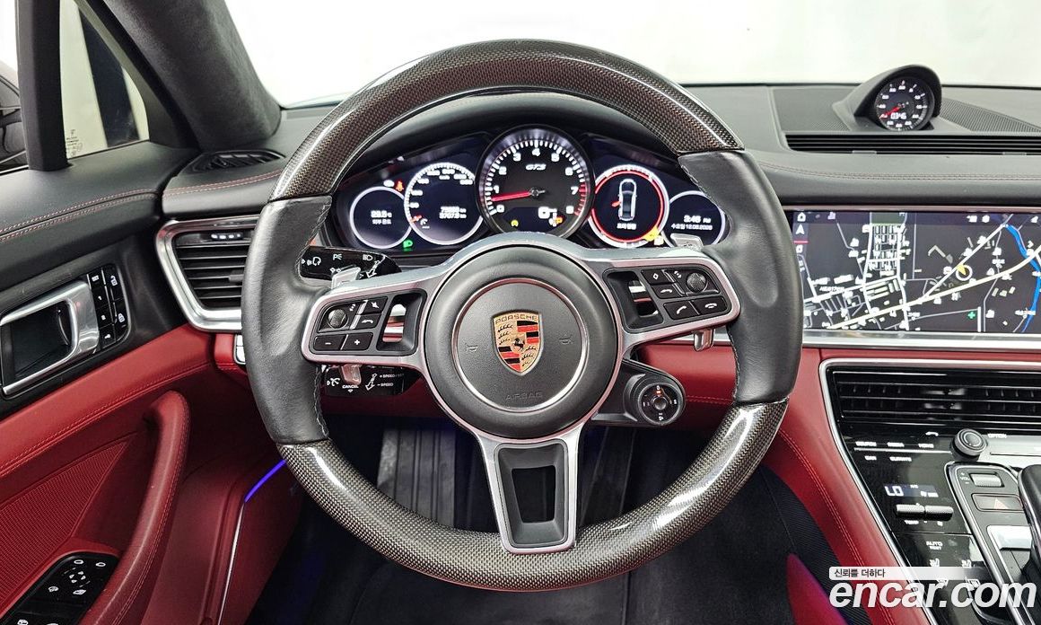 Porsche Panamera (971) фото 13