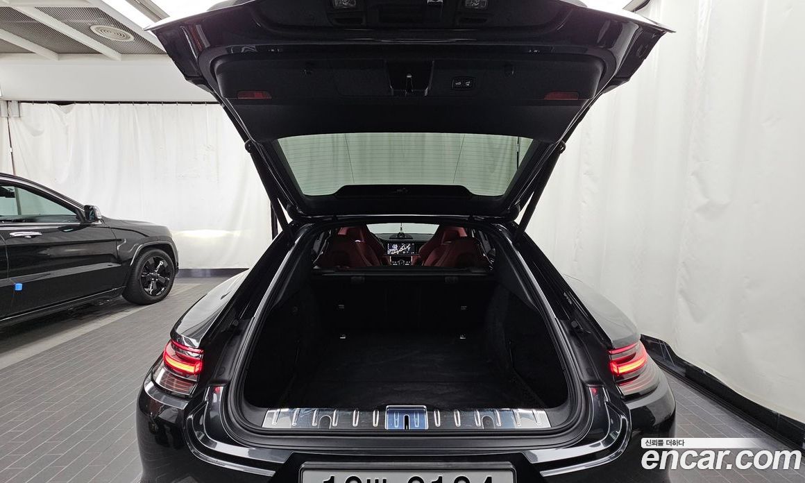 Porsche Panamera (971) фото 20